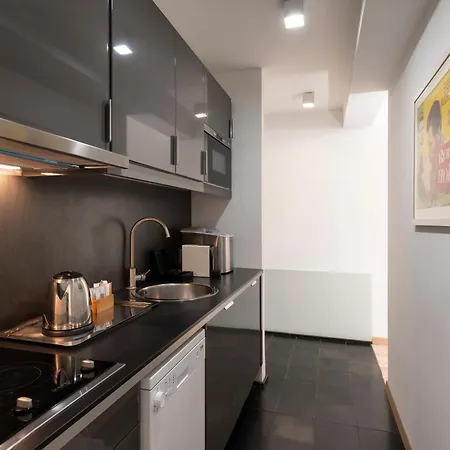 Margutta Mews Apartment *