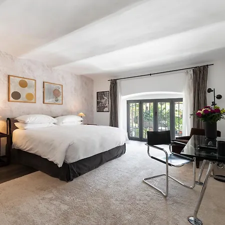 Margutta Mews Apartment Rome